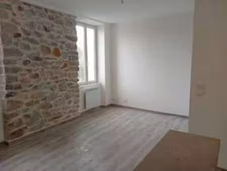 location appartement 2 pièces à alès (30100) : à louer 2 pièces / 37m² alès