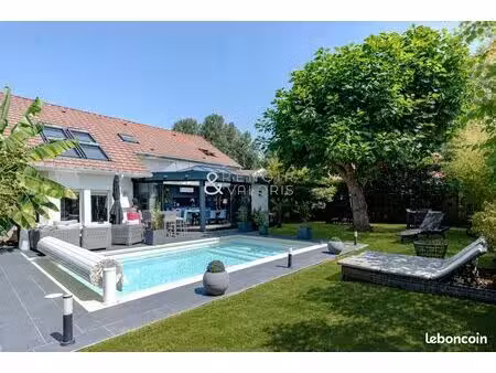 maison 7 pièces 170 m²