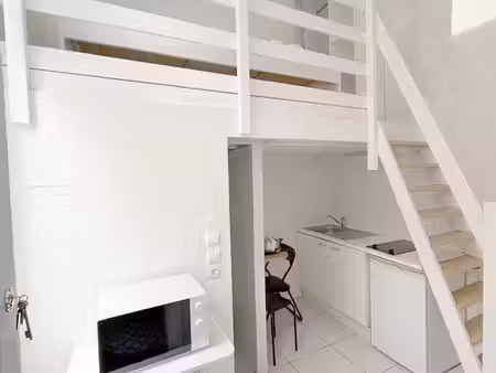 studio 1 pièce 11 m²