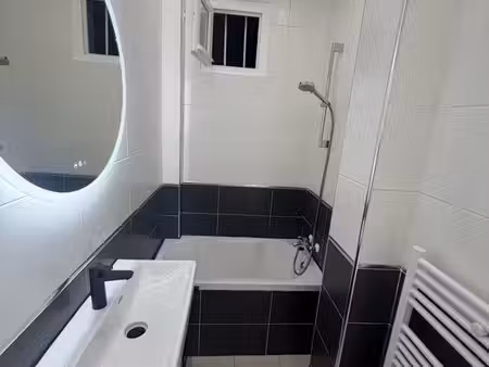 jolie deux pièces rare sur le secteur