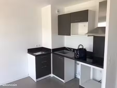 appartement lille t1 pièce 37 m2 + balcon 1 pièce • 37 m . lille