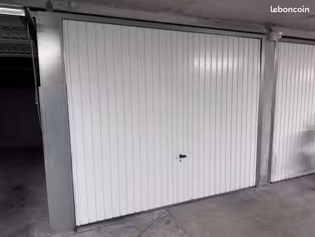 garage à louer dans résidence sécurisée lyon 3