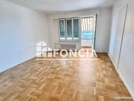 appartement 3 pièces 102 m²