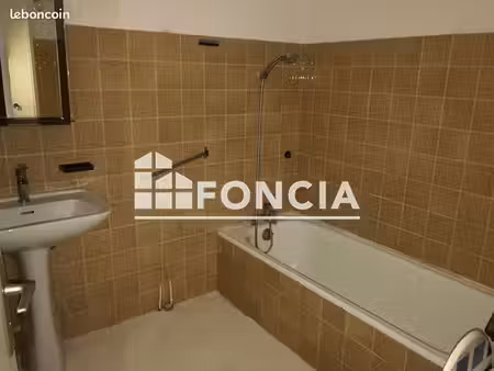 appartement 2 pièces 54 m²
