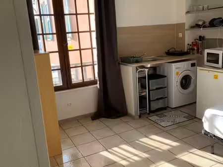 sans réf.exigee sans garant meublé 20m2 tout inclus
