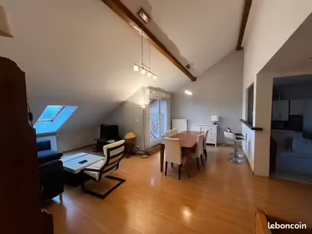 duplex meublé 5 pièces - terrasse et parking
