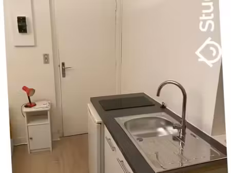 appartement 1 pièce 13 m²