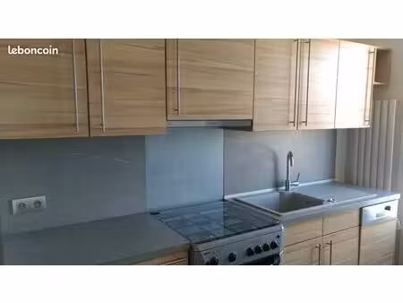 location t4 + garage