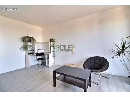 appartement 2 pièces 50 m²