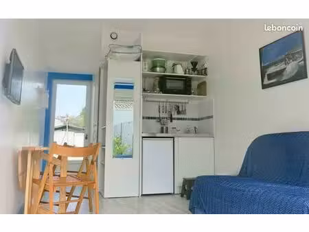 studio 18m2  à 200m de l' hôpital à vaux sur mer