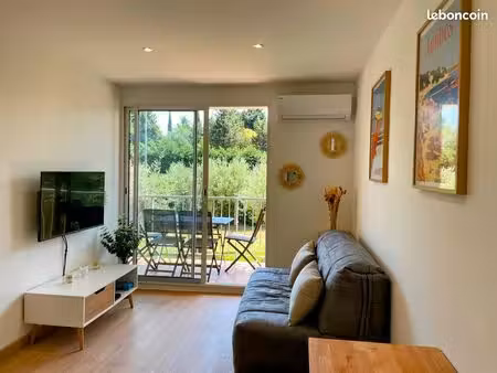 studio meublé – balcon vue jardin – bail étudiant
