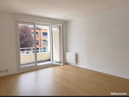 appartement 2 chambres 59 m2 avec balcon et parking
