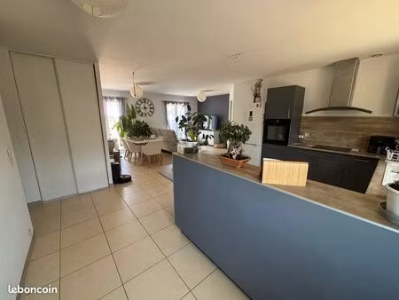 maison t4 à louer