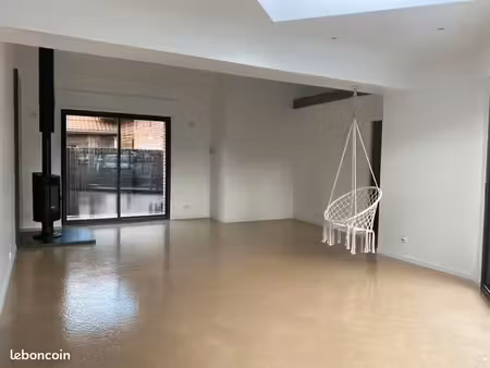 ? maison 3 chambres 130 m² ? avec jardin & salle de jeux