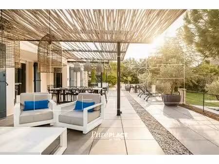 maison/villa t6 de 269 m² à aix-en-provence 13090