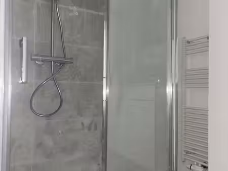 appartement 2 ch. à tournai  lumineux et moderne