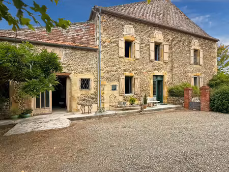 maison à vendre caumont 7 pièce(s) 205m2 131 500€