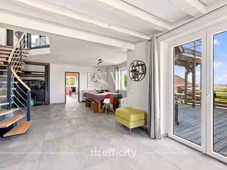maison 8 pièces - 219 m²