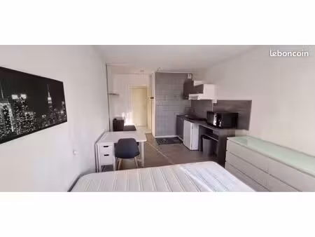 studio 22 m2 avec parking dans résidence sécurisée -quartier résidentiel