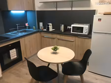 t1 meuble intra muros