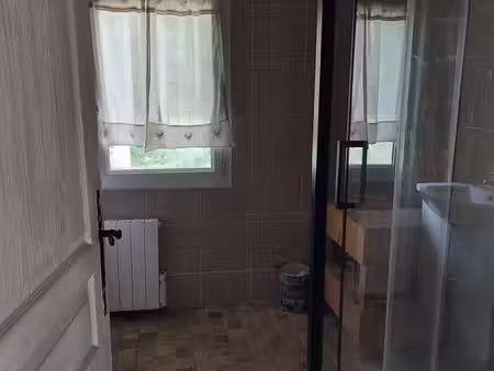 apaprtement avec jardin dans maison au calme
