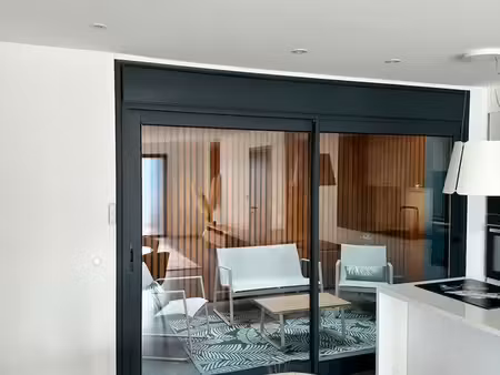 très beau t3 meublé duplex – calme et lumineux