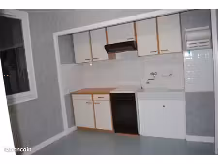 libre de suite appart t1 quartier sidoine - centre clermont - ecole coiffure