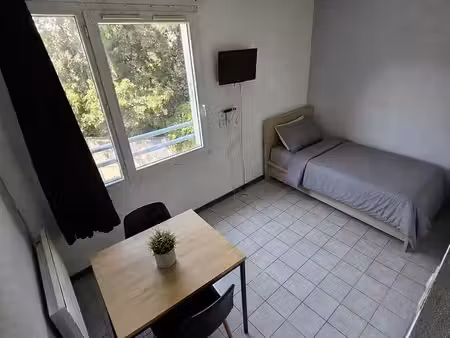 studio meublé 15m²