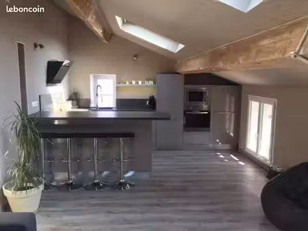 location f3 60m² - solliès-pont