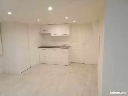 location maison centre vay