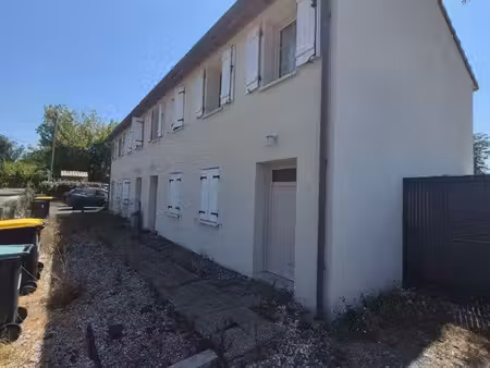 duplex t3 meublé - bourg st morillon