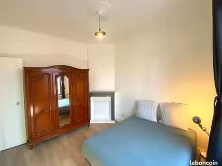 appartement bail classique (rénové)   équipé  hypercentre pau 36m2..