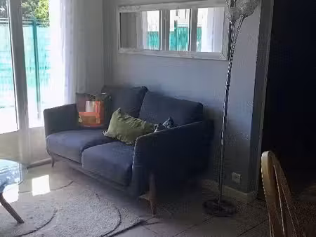 appartement f2 de plein pied dans résidence calme