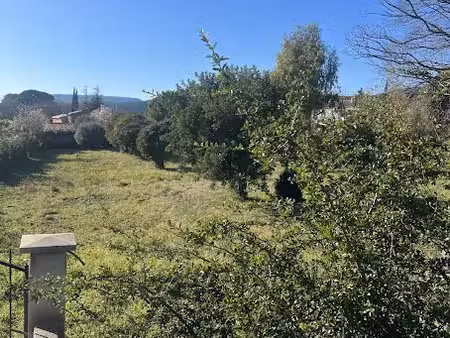 vente terrain 592 m² à cassis (13260)  500 000 €