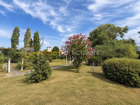 vente terrain 600 m² à ustaritz (64480)  195 000 €