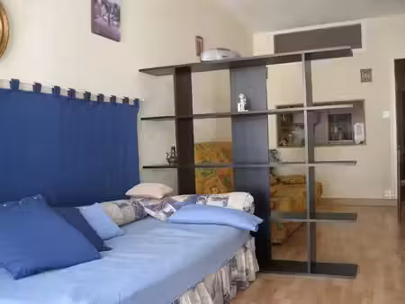 location meublée appartement 1 pièce 35 m² à la rochelle (17000)  800 €