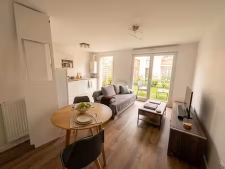 location appartement 1 pièce 43.4 m² à persan (95340)  795 €