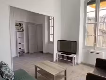 location meublée appartement 4 pièces 86 m² à marseille 1er (13001)  1 200 €