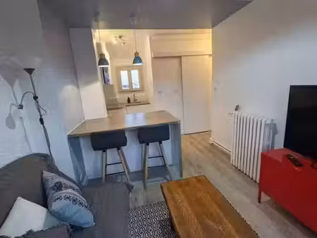 location meublée appartement 2 pièces 34 m² à paris 20ème (75020)  1 250 €