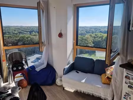 location meublée appartement 2 pièces 26 m² à champs-sur-marne (77420)  930 €