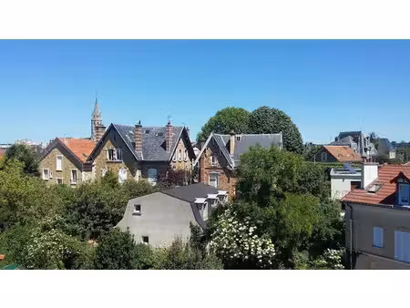 location meublée appartement 2 pièces 45 m² à versailles (78000)  1 125 €