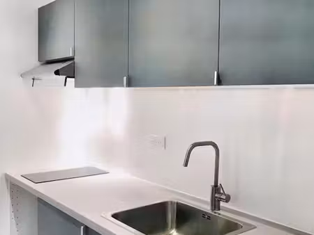 location meublée appartement 2 pièces 37 m² à paris 10ème (75010)  1 500 €