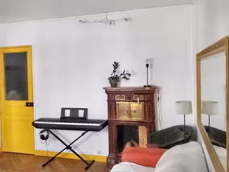 location meublée appartement 3 pièces 50 m² à paris 17ème (75017)  1 770 €