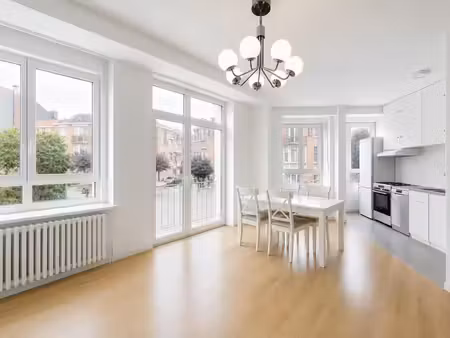 lumineux appartement 2 chambres à louer - 1200€