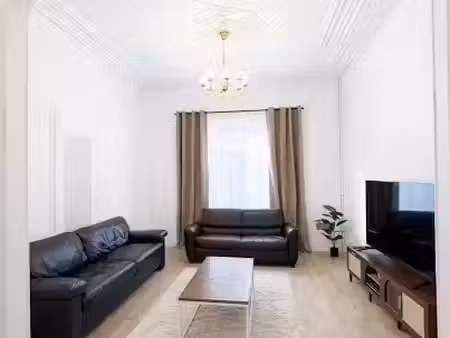 location meublée appartement 1 pièce 126 m² à lille (59000)  470 €