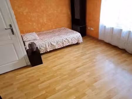 location meublée appartement 1 pièce 19 m² à ménétrol (63200)  330 €