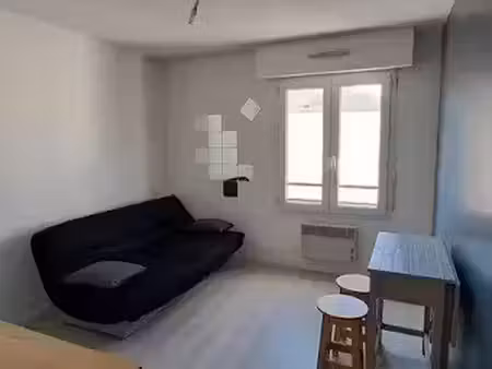 location meublée appartement 1 pièce 18 m² à nantes (44000)  480 €