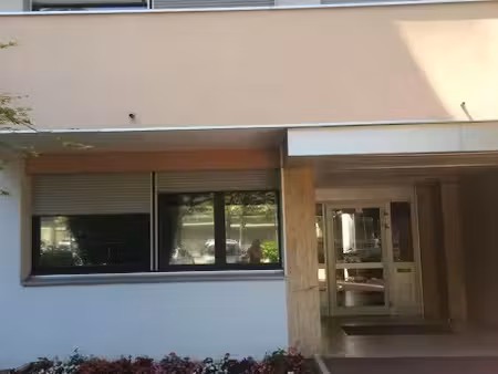 location meublée appartement 1 pièce 17 m² à saint-etienne (42000)  395 €