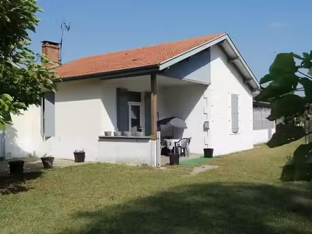maison de plain pied saumos