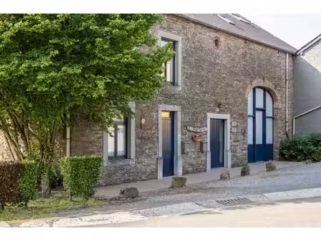 belle maison en pierre avec 8 chambres à gedinne